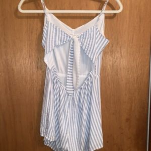 Cute aeropostale romper with open back